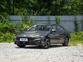 2026 Hyundai Elantra VII (CN7) Рестайлинг, серебристый, 1720000 рублей, вид 3