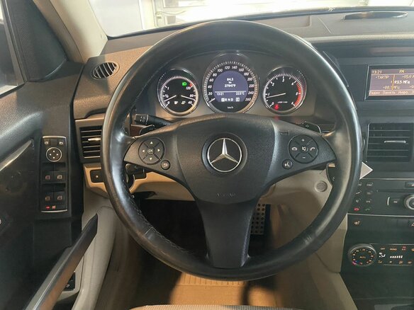 2010 Mercedes-Benz GLK-Класс 220 CDI I (X204), коричневый, 1580000 рублей - вид 16