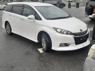 2013 Toyota Wish II Рестайлинг, белый, 1741714 рублей, вид 1