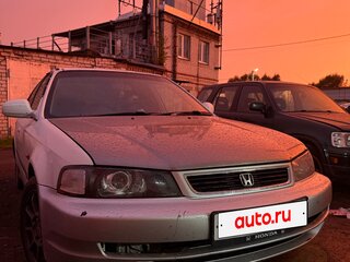 1998 Honda Domani II, белый, 330000 рублей, вид 1
