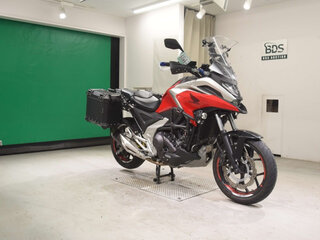 2022 Honda NC 750X, красный, 900000 рублей, вид 3