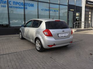 2010 Kia Ceed I, белый, 485000 рублей, вид 3