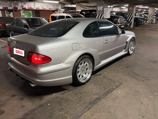 1999 Mercedes-Benz CLK-Класс AMG 55 AMG I (W208), серебристый, 4100000 рублей, вид 3