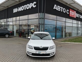 2013 Skoda Octavia III (A7), белый, 1700000 рублей, вид 2