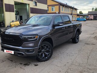 2022 Ram 1500 Quad Cab V, серый, 6800000 рублей, вид 1