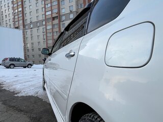 2001 Toyota Ipsum II (M20), белый, 785000 рублей, вид 1
