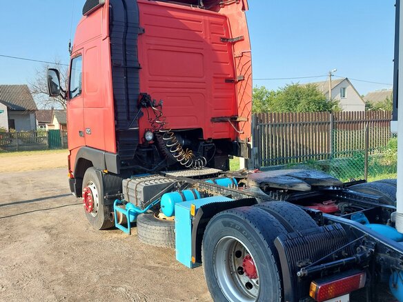 1997 Volvo FH, красный, 1900000 рублей - вид 1