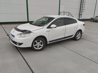2013 Renault Fluence I, белый, 800000 рублей, вид 1