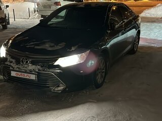 2015 Toyota Camry VII (XV50) Рестайлинг, зелёный, 2200000 рублей, вид 5