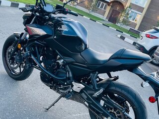 2020 Kawasaki Z 650, чёрный, 650000 рублей, вид 2
