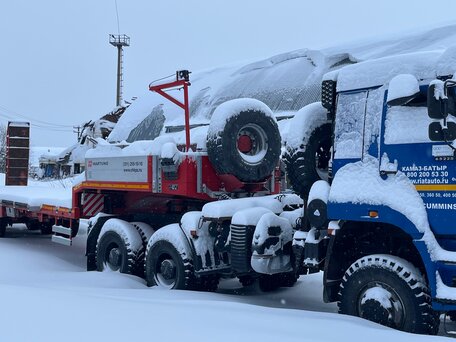 2021 КамАЗ 65225, синий, 12000000 рублей, вид 3