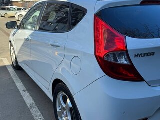 2014 Hyundai Solaris I Рестайлинг, белый, 1000000 рублей, вид 5