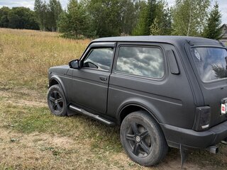 2015 Lada (ВАЗ) 2121 (4x4) Urban I Рестайлинг, чёрный, 570000 рублей, вид 3