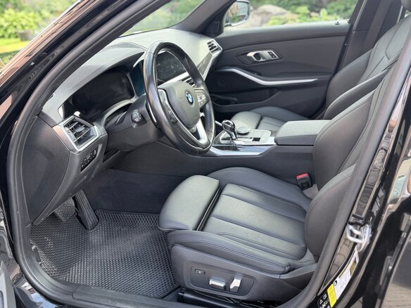 2021 BMW 3 серии 330i xDrive VII (G2x), чёрный, 3790000 рублей - вид 5