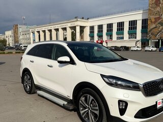 2019 Kia Sorento III Prime Рестайлинг, белый, 3000000 рублей, вид 2