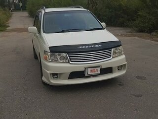 2001 Nissan Bassara, белый, 460000 рублей, вид 5