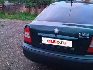 2000 Skoda Octavia I (A4) Рестайлинг, зелёный, 450000 рублей, вид 5