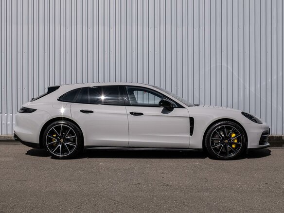 2019 Porsche Panamera 4 Sport Turismo II, серый - вид 4