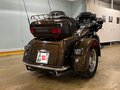 2012 Harley-Davidson Tri Glide, коричневый, 3800000 рублей - вид 3