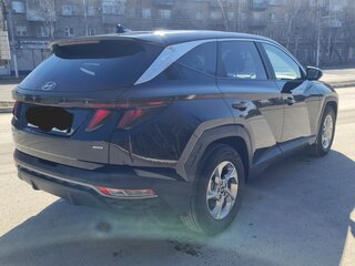 2021 Hyundai Tucson IV, чёрный, 3600000 рублей, вид 4