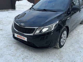 2014 Kia Rio III, чёрный, 830000 рублей, вид 2