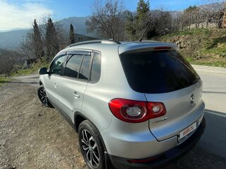 2009 Volkswagen Tiguan I, серебристый, 1000000 рублей, вид 4