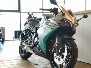 2026 Voge 300RR, серебристый, 368000 рублей, вид 5