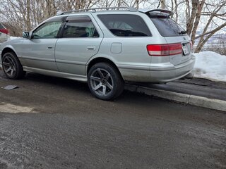 2001 Toyota Mark II Qualis VIII (X100), серый, 710000 рублей, вид 5