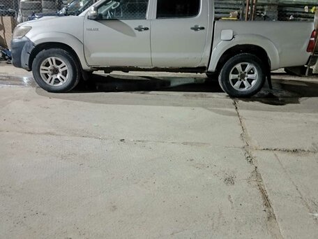 2013 Toyota Hilux, серебристый, 960000 рублей, вид 1