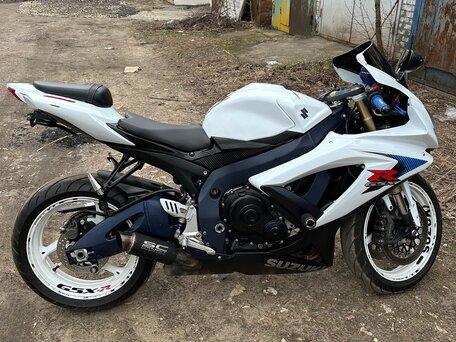 2007 Suzuki GSX-R 600, белый, 750000 рублей, вид 3