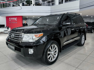 2012 Toyota Land Cruiser 200 Series Рестайлинг 1, чёрный, 3190000 рублей, вид 1