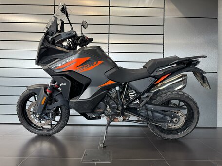 2022 KTM 1290 Super Adventure S, чёрный, 1440000 рублей, вид 2