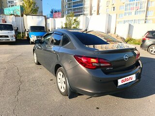 2014 Opel Astra J Рестайлинг, серый, 710000 рублей, вид 4
