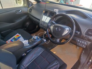 2016 Nissan Leaf I (ZE0/AZE0), чёрный, 615000 рублей, вид 3