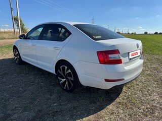 2015 Skoda Octavia III (A7), белый, 1099000 рублей, вид 5