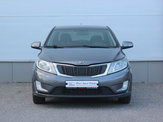 2013 Kia Rio 5-speed III, серый, 757000 рублей, вид 3