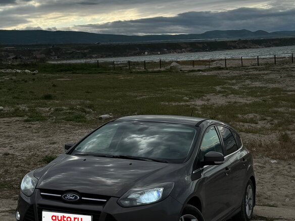 2012 Ford Focus III, коричневый, 760000 рублей