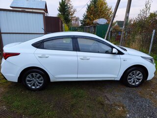 2018 Hyundai Solaris II, белый, 840000 рублей, вид 4