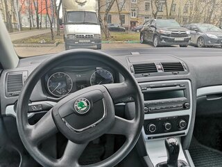 2009 Skoda Octavia II (A5) Рестайлинг, серый, 790000 рублей, вид 5