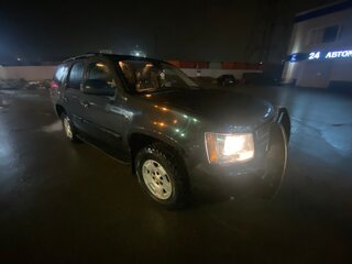 2008 Chevrolet Tahoe III, чёрный, 1150000 рублей, вид 3