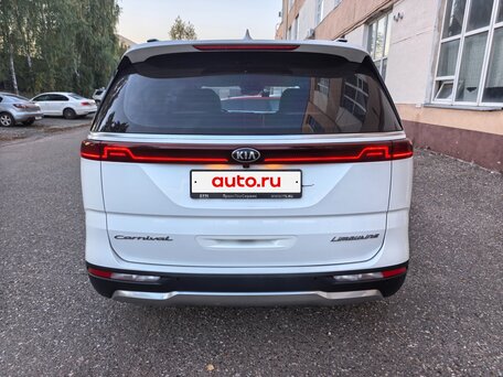 2021 Kia Carnival IV, белый, 3950000 рублей, вид 3