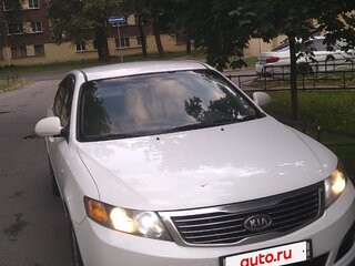 2010 Kia Magentis II Рестайлинг, белый, 650000 рублей, вид 1
