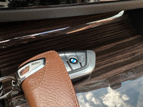 2017 BMW 5 серии 530i xDrive VII (G30/G31/G38), серебристый, 3150000 рублей - вид 12