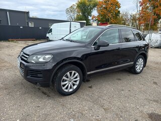 2011 Volkswagen Touareg II, чёрный, 1700000 рублей, вид 2