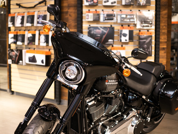 2021 Harley-Davidson Sport Glide, чёрный, 2850000 рублей - вид 1
