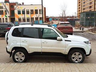 2023 Lada (ВАЗ) Niva Travel I, белый, 1140000 рублей, вид 1