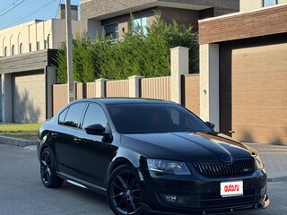 2013 Skoda Octavia III (A7), чёрный, 1550000 рублей, вид 1