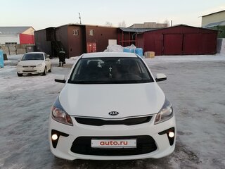 2017 Kia Rio IV, белый, 1200000 рублей, вид 5