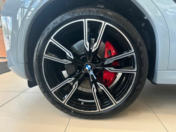 2026 BMW X6 30d III (G06) Рестайлинг, серый, 16100000 рублей - вид 7