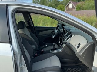2010 Chevrolet Cruze I, серый, 350000 рублей, вид 5